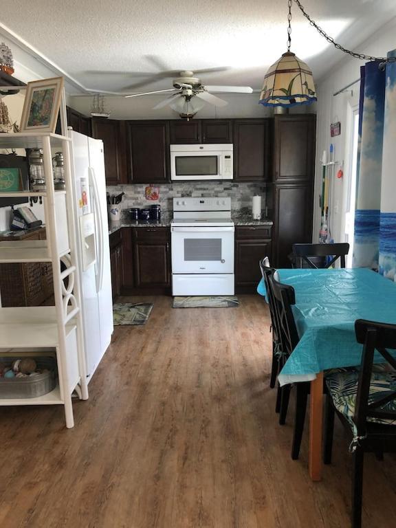 אושן סיטי Bayside 1St Floor Oc 2 Br/1Ba Pool Condo Close To Jolly Roger/Convention Center מראה חיצוני תמונה